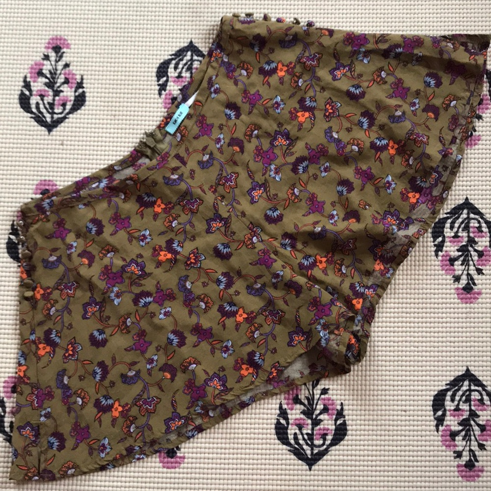 Fluttery urban shorts